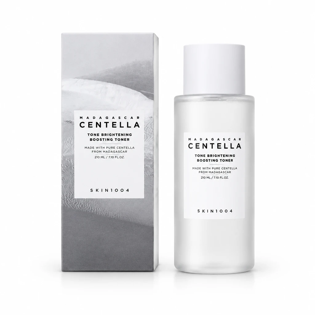7 تونر روشنکننده و تقویتکننده پوست SKIN1004 مدل Madagascar Centella Tone Brightening حجم ۲۱۰ میلیلیتر - تصویر 1