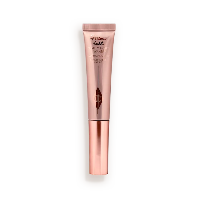 PILLOW-TALK_BEAUTY-LIGHT-WAND_LIGHT شارلوت تیلبری رژگونه و هایلایتر مایع گلوگاسم بیوتی لایت وند (۱۲ میلیلیتر) (Pillow Talk) - تصویر 1