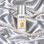 ایزدین ضد آفتاب ضد پیری فیوژن واتر مجیک ریپیر با عملکرد سه‌گانه مدل(ISDIN Fusion Water MAGIC REPAIR +SPF 50)حجم50 میل - تصویر 2